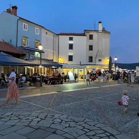 Augustini Cres